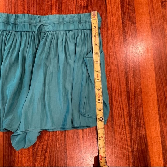 Ramy Brook Austin Shorts Lightweight Butterfly in Lagoon Blue Teal Small - Picture 11 of 14
